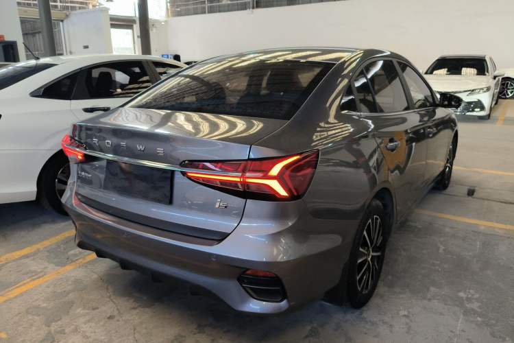Used Roewe i5 2021 1.5L CVT Diamond Edition