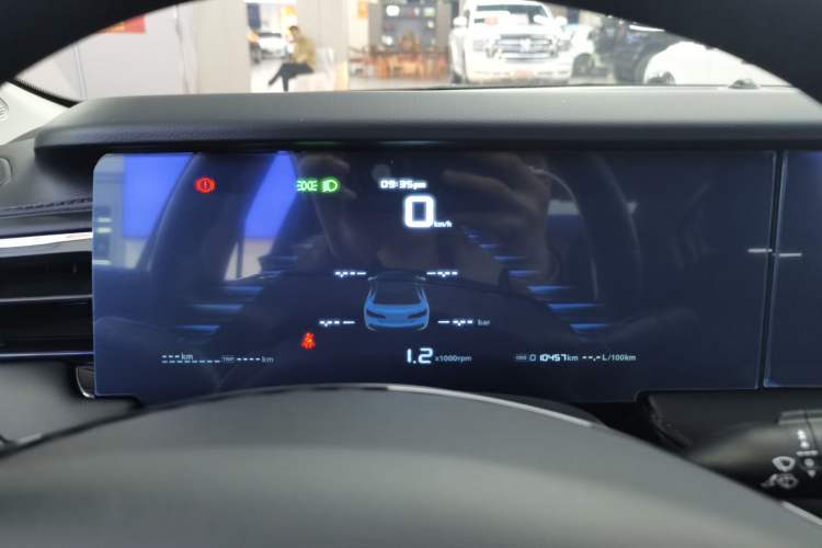 Used Roewe i5 2023 1.5L Manual Comfort Edition
