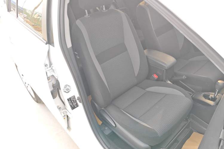 Used Toyota Vios FS 2022 1.5L 20th Anniversary Edition Right Front Seat