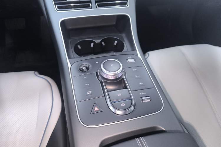 Used BYD Destroyer 05 2024 HONOR Edition DM-i 55KM Luxury Model
