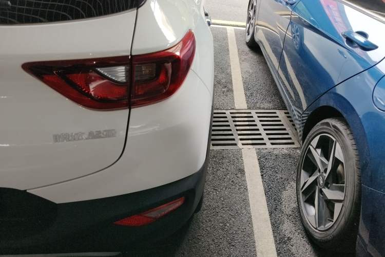 Used Kia kx1 Stonic 2021 1.4L CVT Fun Edition Right Rear Taillight