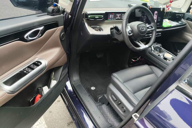 Used GAC Trumpchi Trumpchi E8 2024 Honor Series 2.0L Honor Edition