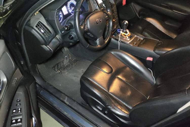 Used Infiniti G Series 2013 G25 Sedan Luxury Sport Edition Driver Seat