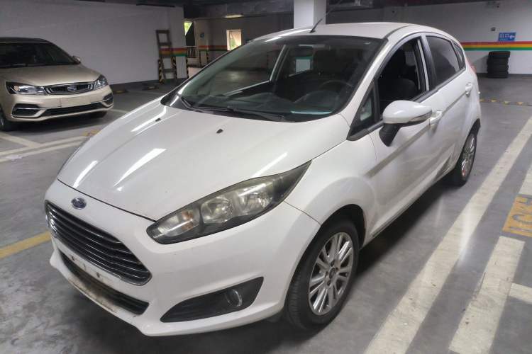 Used Ford Fiesta 2013 Hatchback 1.5L Automatic Fashion Edition