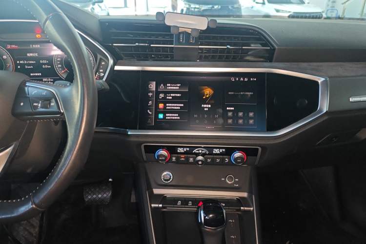 Used Audi Q3 2022 35 TFSI Fashion Dynamic Model