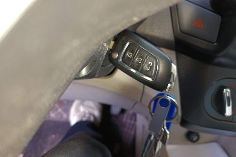 Used Dongfeng Aeolus A30 2014 1.5L Automatic ZhiShang Model