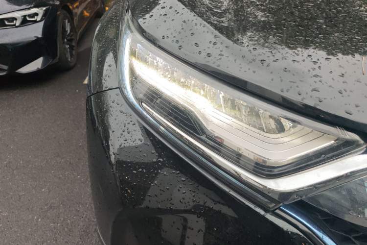 Used Honda CR-V 2017 Hybrid 2.0L Pure Drive Edition Right Front Headlight