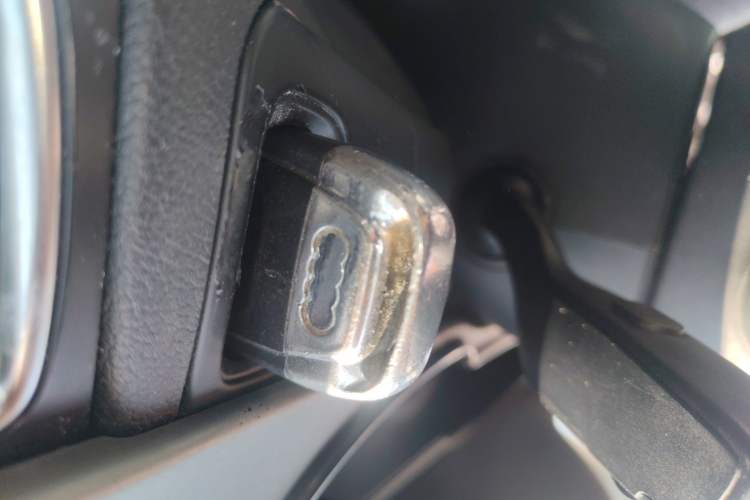 Used Audi A4L 2015 35 TFSI Millionth Anniversary Intelligent Edition Vehicle Key