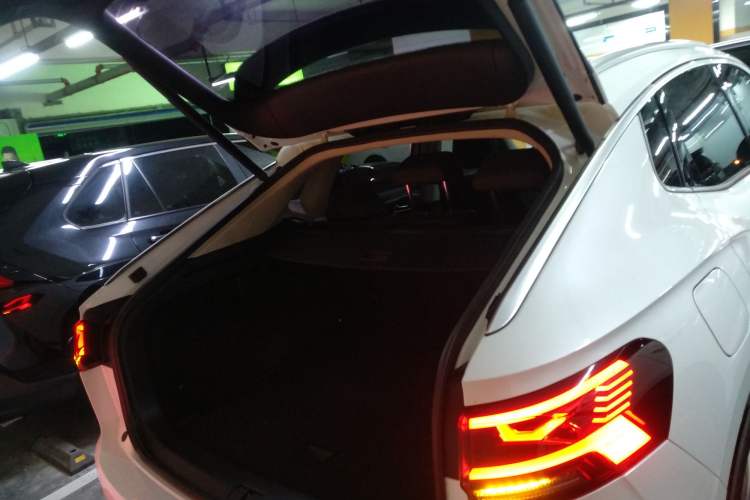 Used Volkswagen Tayron X 2020 330TSI Two-Wheel Drive Luxury Smart Connectivity Version
