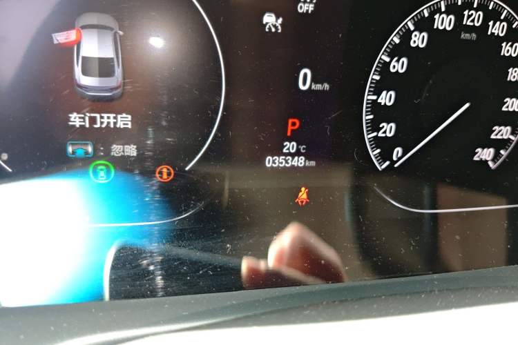 Used Honda Accord 2022 260TURBO Phantom Night · Prestige Edition Odometer Close Up