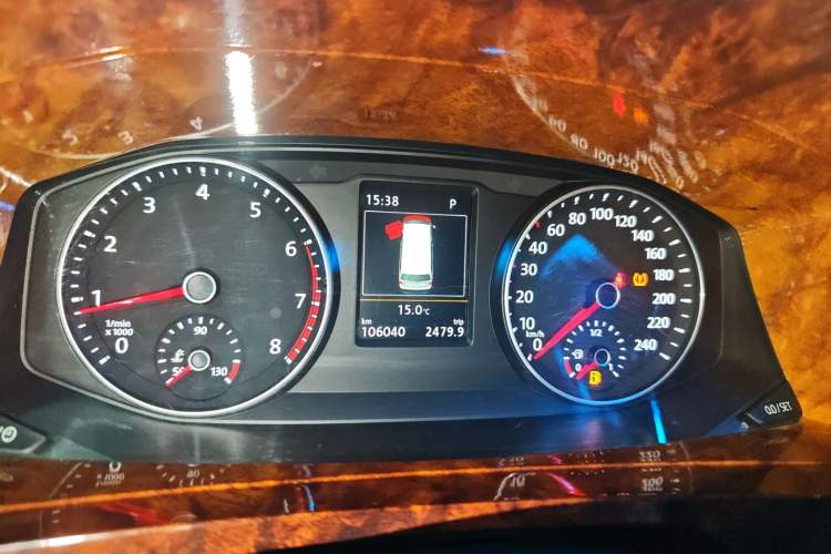 Used Volkswagen Caravelle 2019 2.0 TSI 4x4 Comfort Edition 7-Seater Instrument Cluster