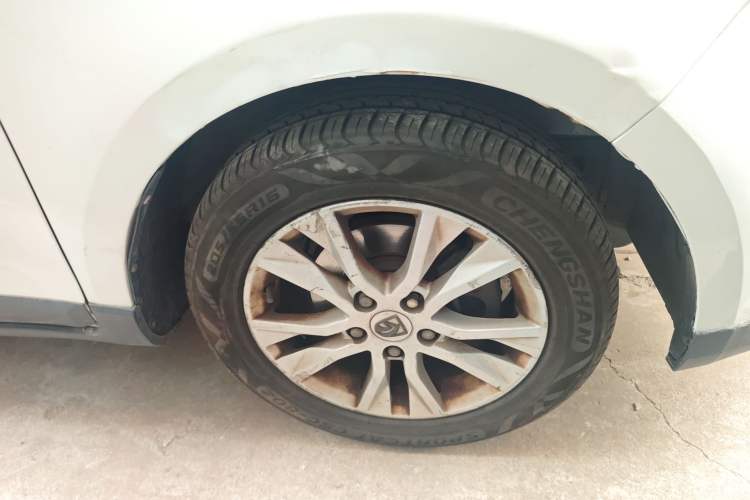 Used Baojun 730 2014 1.5L manual Comfort ESP version 7 seats
