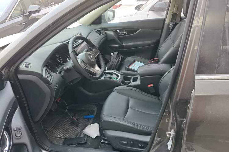 Used Nissan X-Trail 2019 2.0L CVT Smart Connect Comfort Edition 2WD
