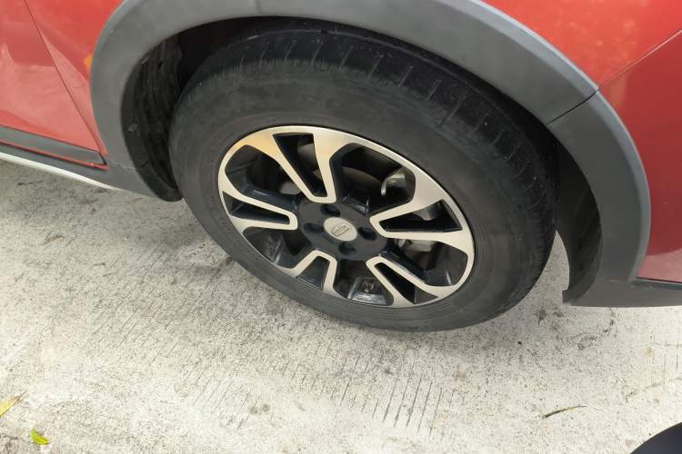 Used Geely Auto Vision X3 2017 1.5L Automatic Elite Model