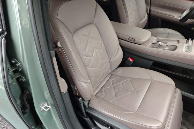 Used Nio ES7 2022 100kWh First Edition Right Front Seat