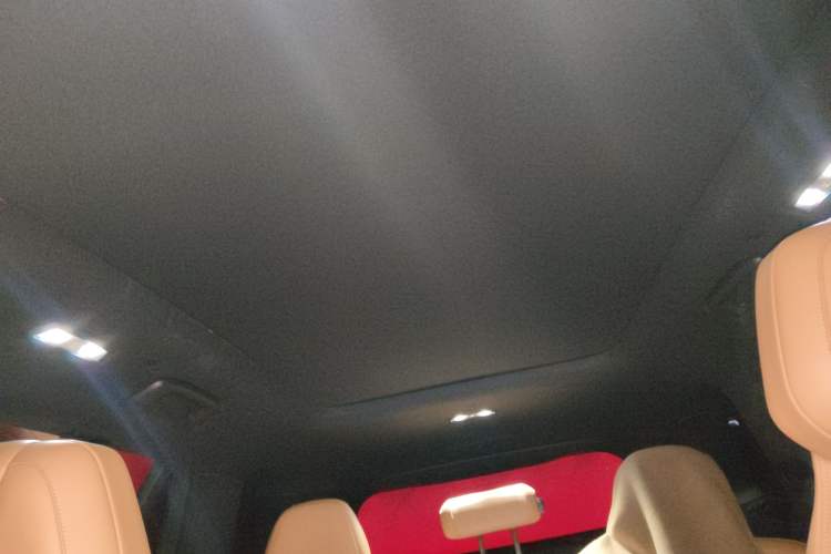 Used Lynk & Co 09 2021 2.0T Ultra 7-Seater