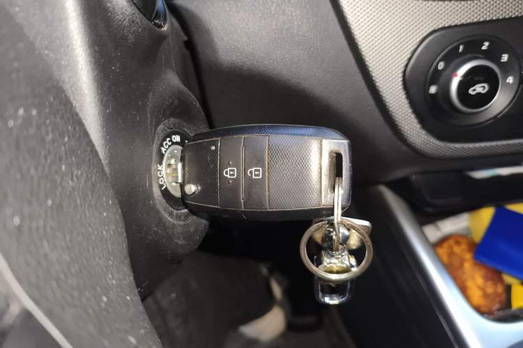 Used Kia KX3 2017 1.6L Manual Aofeng Edition Vehicle Key