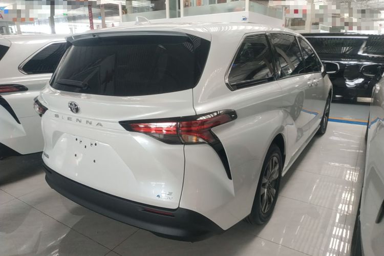 Used Toyota SIENNA 2026 Model 2.5L Dual-Engine Two-Wheel-Drive Comfort Edition Rear Right 45 Deg