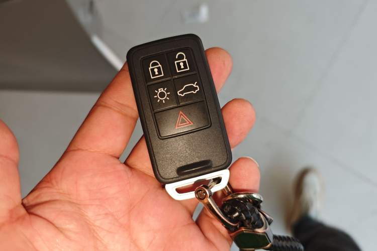 Used Volvo XC60 2015 T5 Smart Upgrade Model