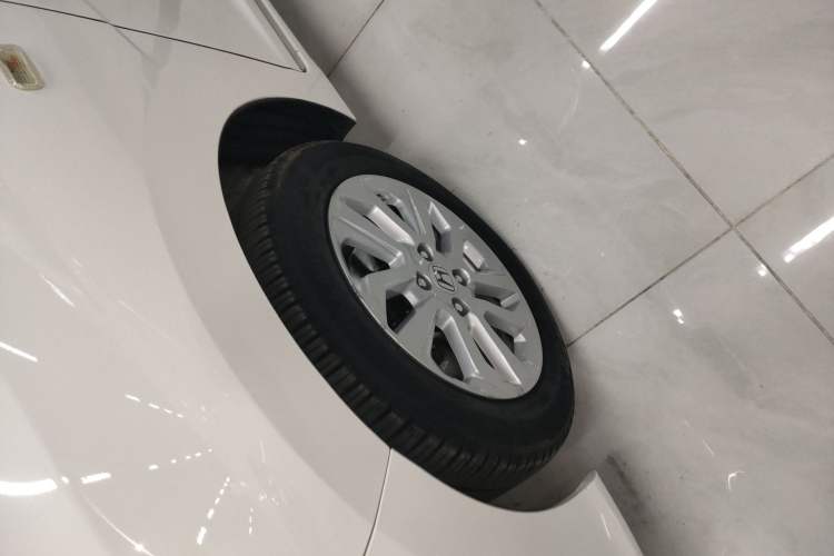 Used Honda Fit 2018 1.5L CVT Comfort Sunroof Version Exterior 4