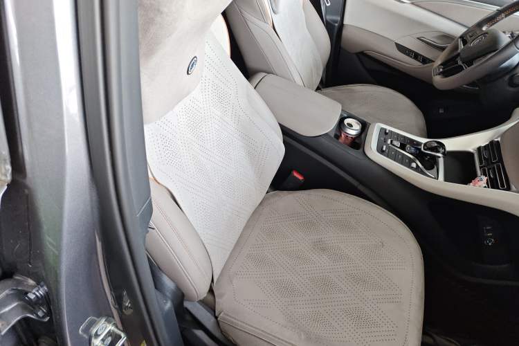 Used BYD Song Pro New Energy 2023 Champion Edition DM-i 110KM Beyond Model Right Front Seat