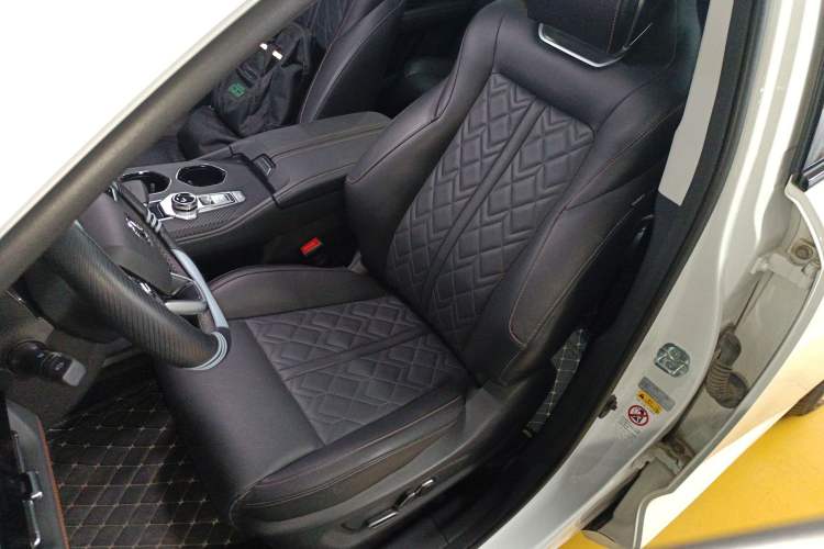 Used Changan UNI-K 2021 2.0T Prestige Edition
