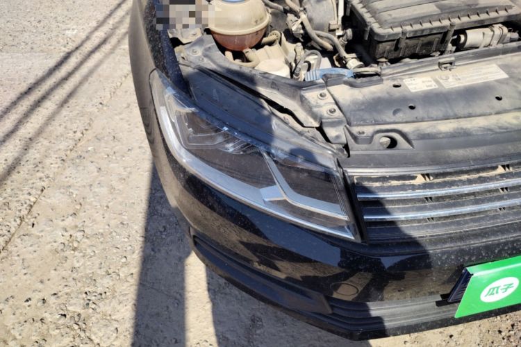 Used Volkswagen Santana 2019 1.5L Manual Fashion Edition China VI Standard Right Front Headlight