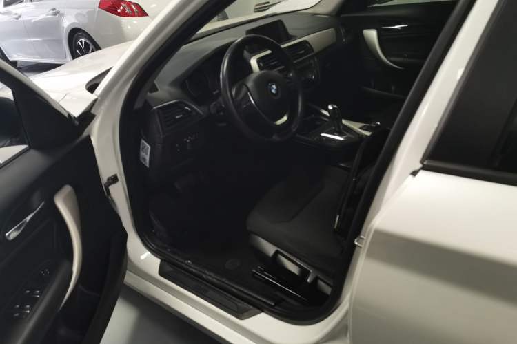 Used BMW 1 Series 2018 118i Leading Model Left Front Seat