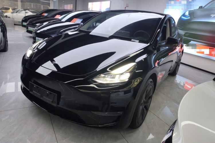 Used Tesla Model Y 2023 Long-Range All-Wheel-Drive Version