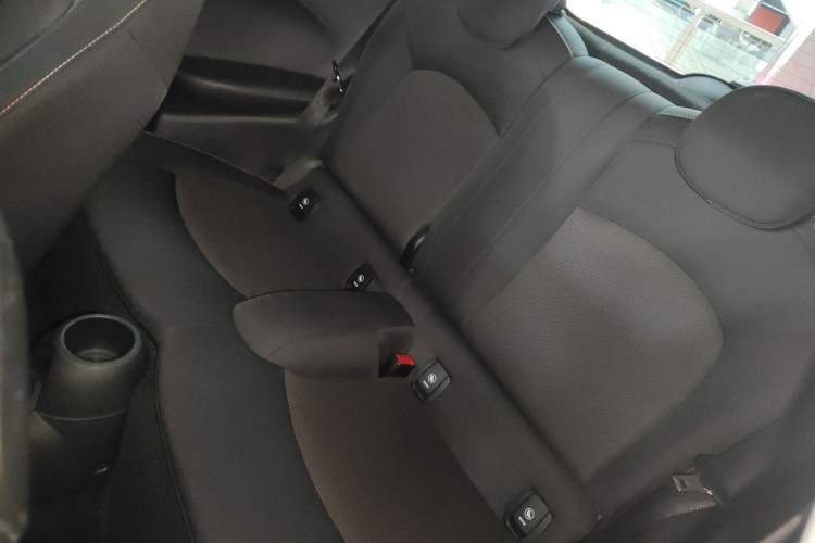 Used MINI 2018 1.5T ONE
