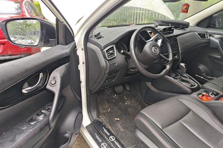 Used Nissan Qashqai 2023 Classic 2.0L CVT XV+ Leading Edition Driver Seat