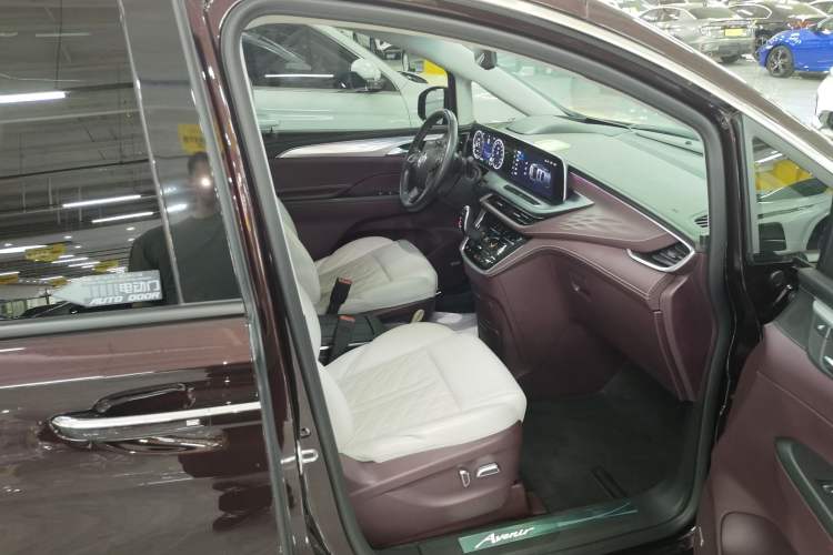 Used Buick GL8 2021 Avenir Aivia Six-Seat Luxury Edition