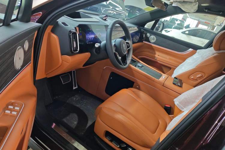 Used Hima AITO M9 2025 All-Electric Ultra Version 100 kWh 5-Seater Model