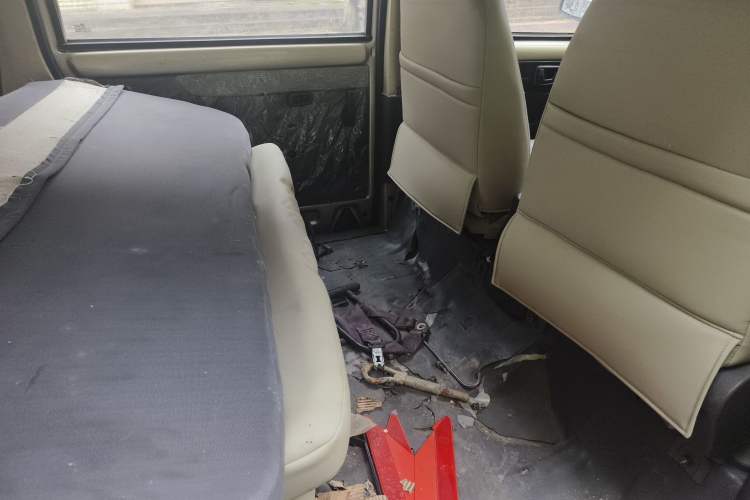 Used Wuling Rongguang 2011 1.2L Base Version