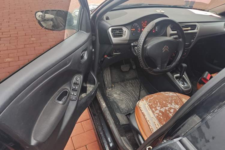 Used Citroen Elysee 2015 Qishang Edition 1.6L Automatic Fashion Model