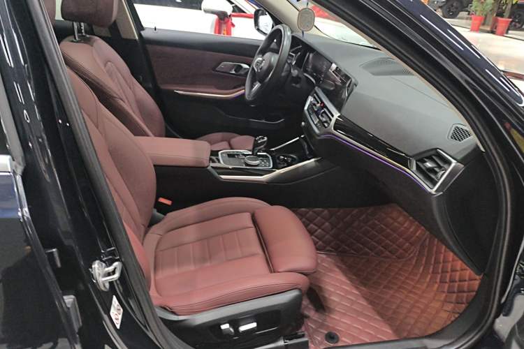 Used BMW 3 Series 2021 Second Facelift 320Li M Sport Package Right Front Seat