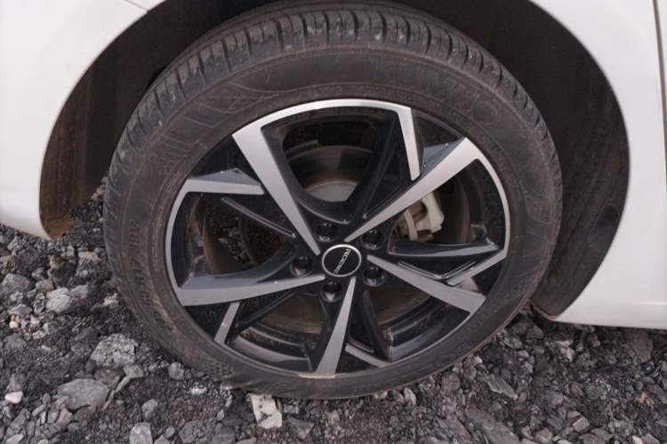 Used Roewe i5 2023 1.5L CVT Luxury Edition
