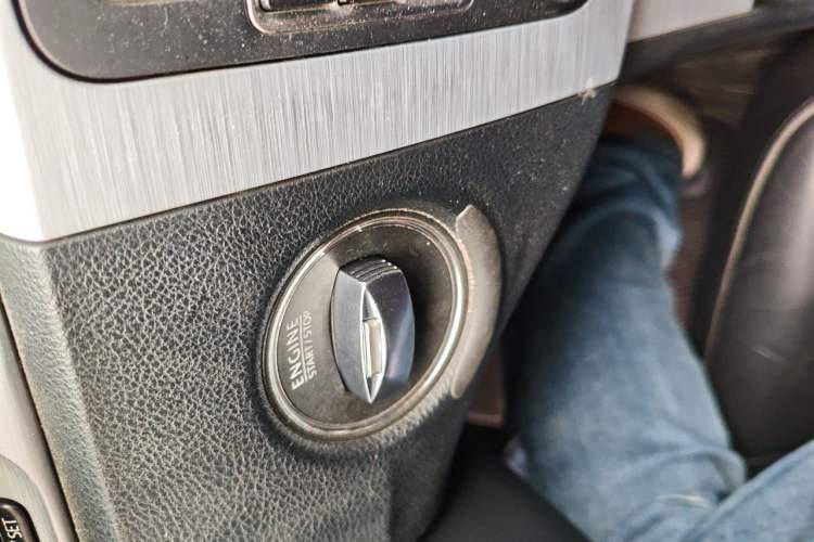 Used Volkswagen Magotan 2015 1.8TSI Advanced Model Vehicle Key