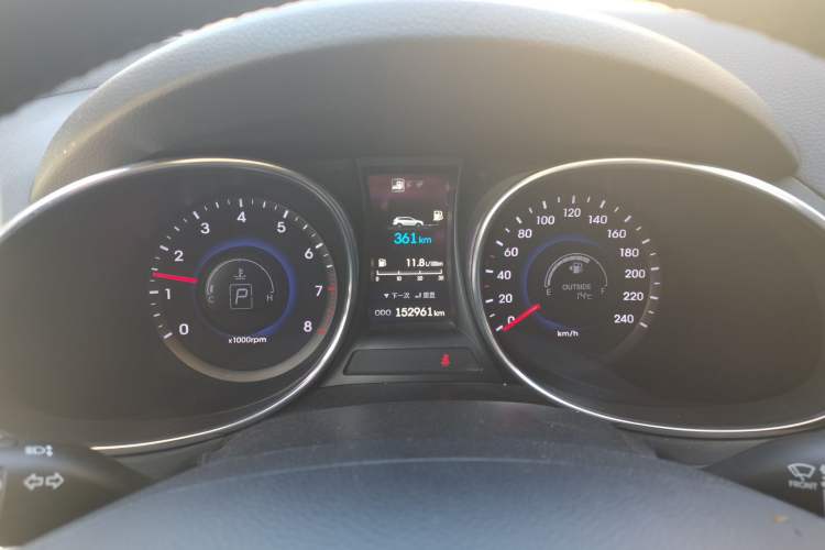 Used Hyundai Grand SantaFe 2013 3.0L 7-Seater Four-Wheel-Drive Comfort Edition Instrument Cluster