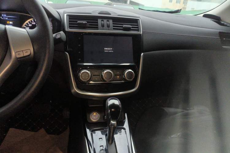 Used Nissan Tiida 2019 1.6L CVT Smart Drive Version China VI Standard