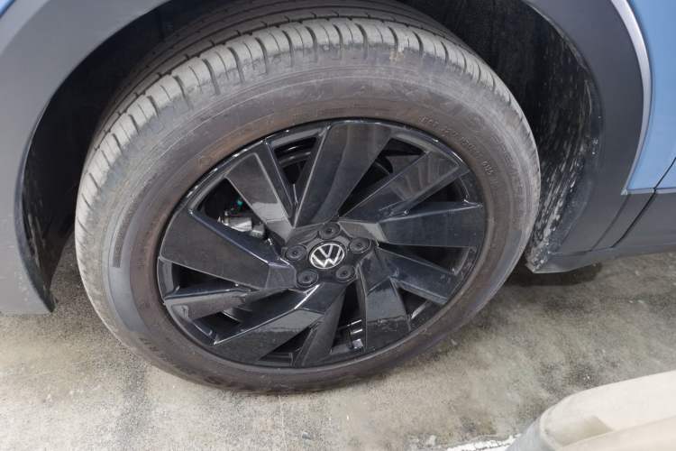 Used Volkswagen Tharu 2025 NewRui 300TSI Prestige Edition Left Front Wheel Hub