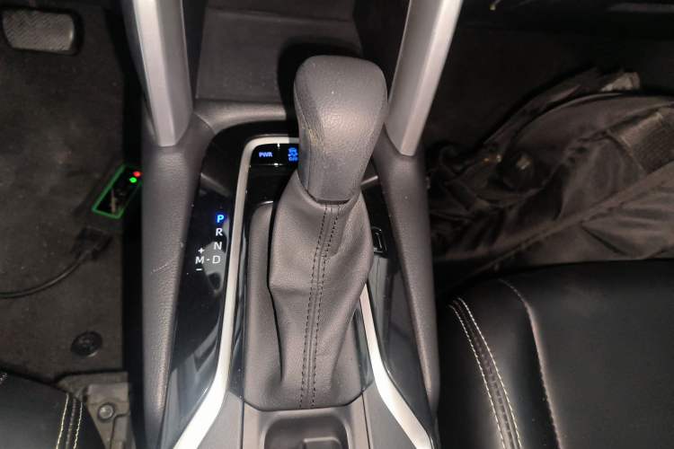 Used Toyota Corolla Cross 2022 2.0L Pioneer Edition Gear Lever