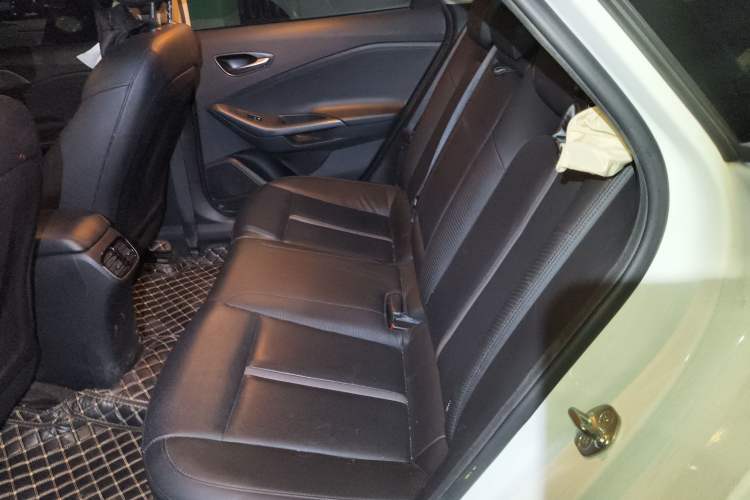 Used Hyundai Lafesta 2019 280TGDi Smart Speed Version China VI Standard Left Rear Seat