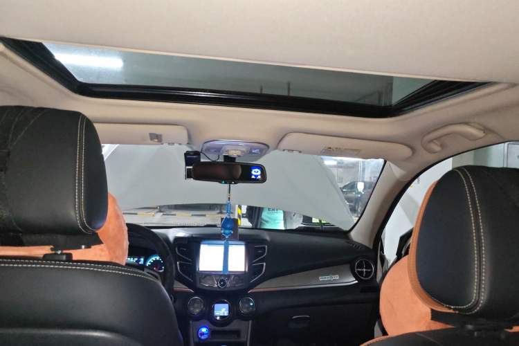 Used BYD Song New Energy 2017 Song DM 1.5TID All-Wheel Drive Luxury Model
