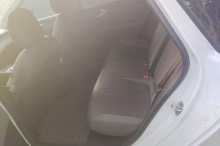 Used Roewe D6 2025 450 km Premium Edition