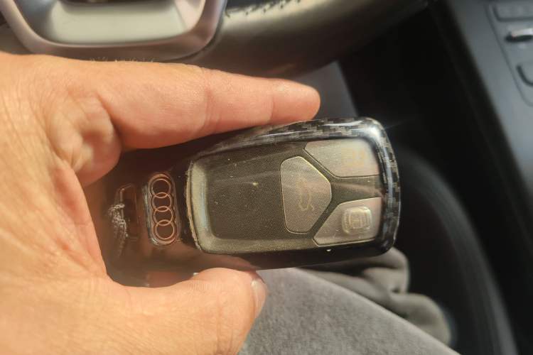 Used Audi A4 2017 45 TFSI allroad quattro Fashion Edition Vehicle Key