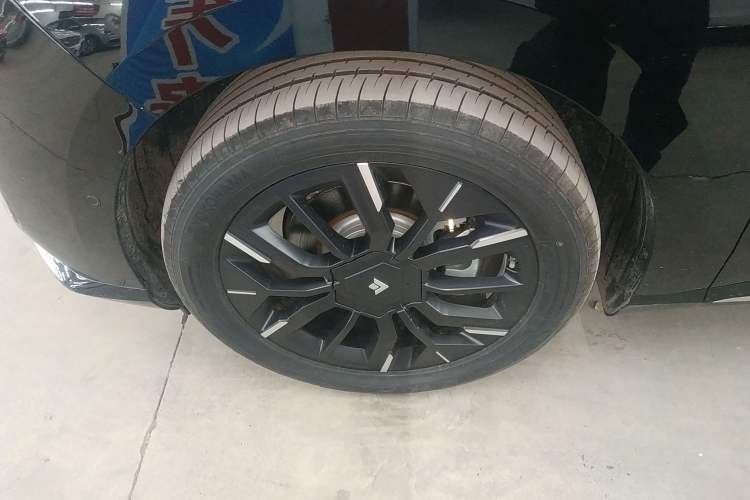 Used Hyptec HT 2025 670 Pro