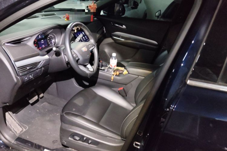 Used Cadillac XT4 2021 28T Two-Wheel Drive Leading Version Left Front Seat