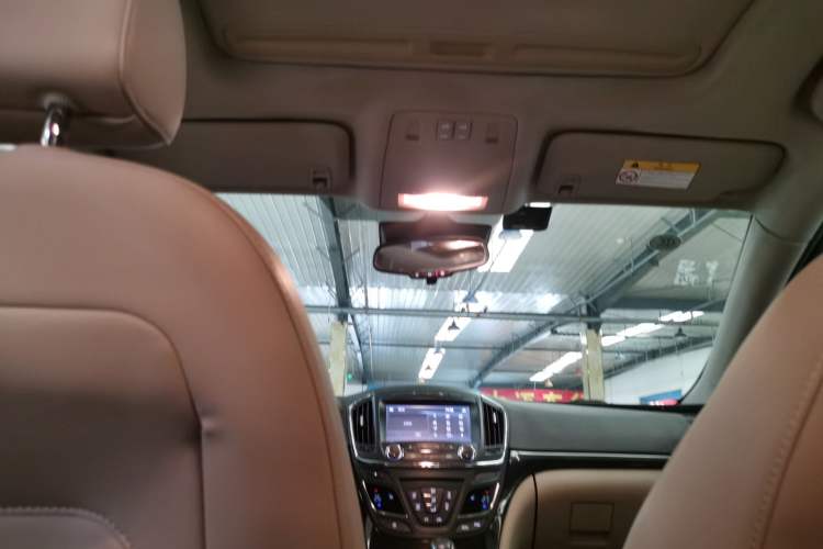 Used Buick Regal 2015 2.0L Elite Fashion Edition
