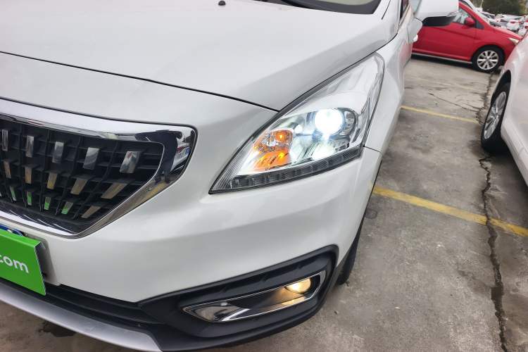 Used Peugeot 3008 2018 2.0L Automatic Classic Edition Left Front Headlight